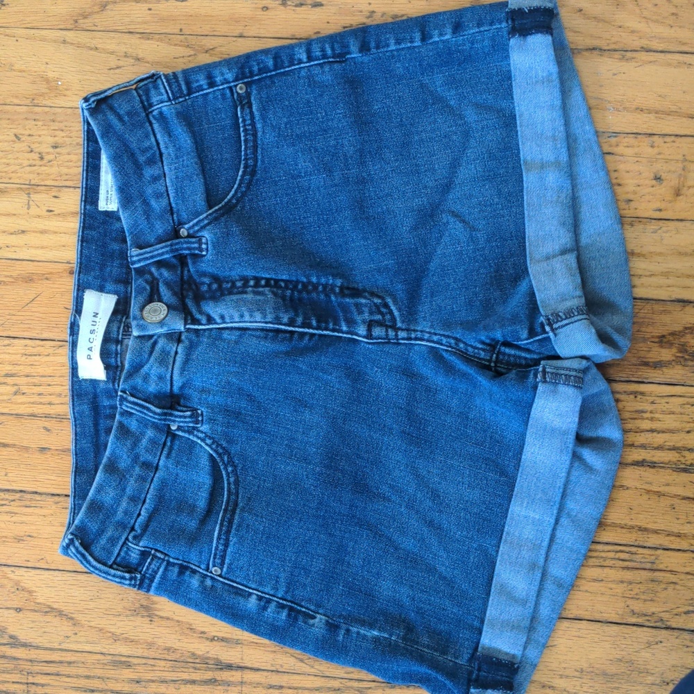 Pacsun super stretch short. Medium blue size 26